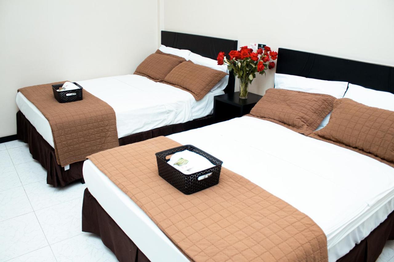 מצ'אלה Hotel Paris מראה חיצוני תמונה
